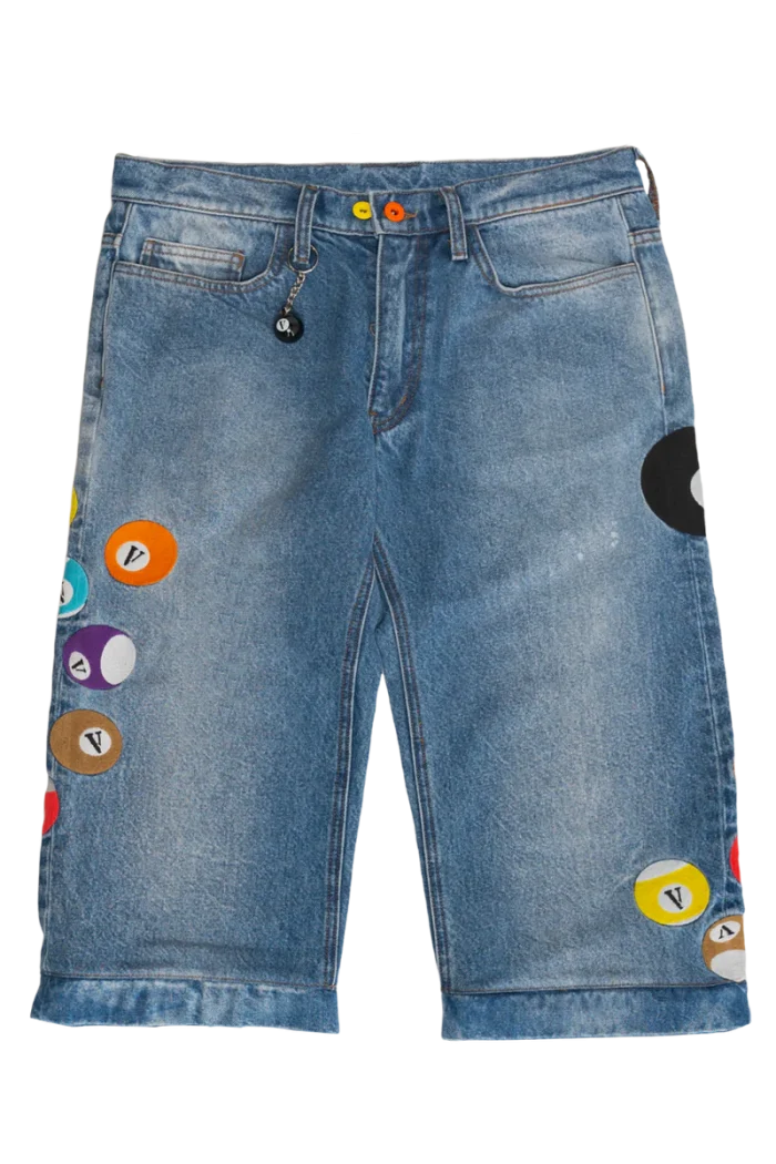 Vlone Shorts with “V” Ball Keychain